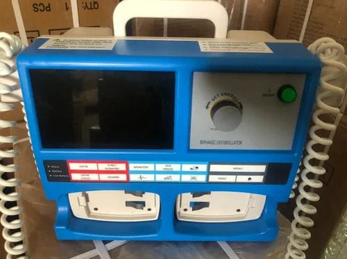 Defibrillator With AED KM-2008